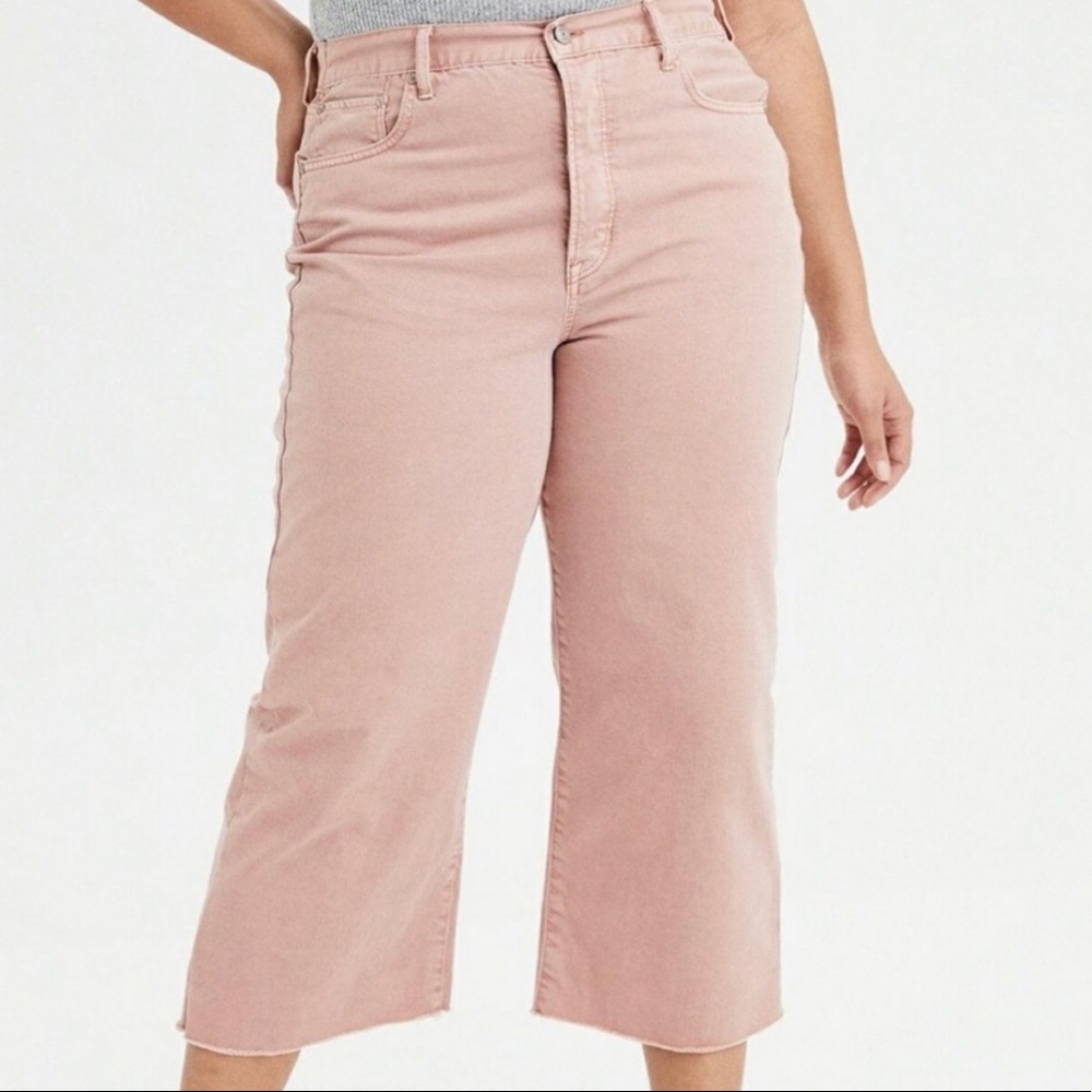 NWT American Eagle Wide Leg Raw Hem‎ Crop Jeans